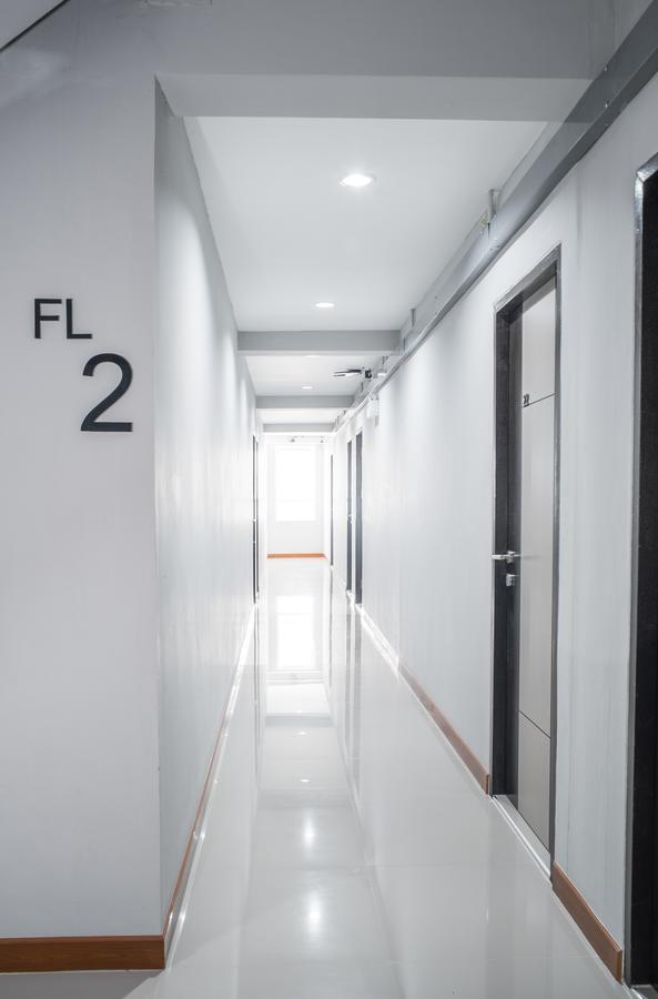S44Room Банкок Екстериор снимка