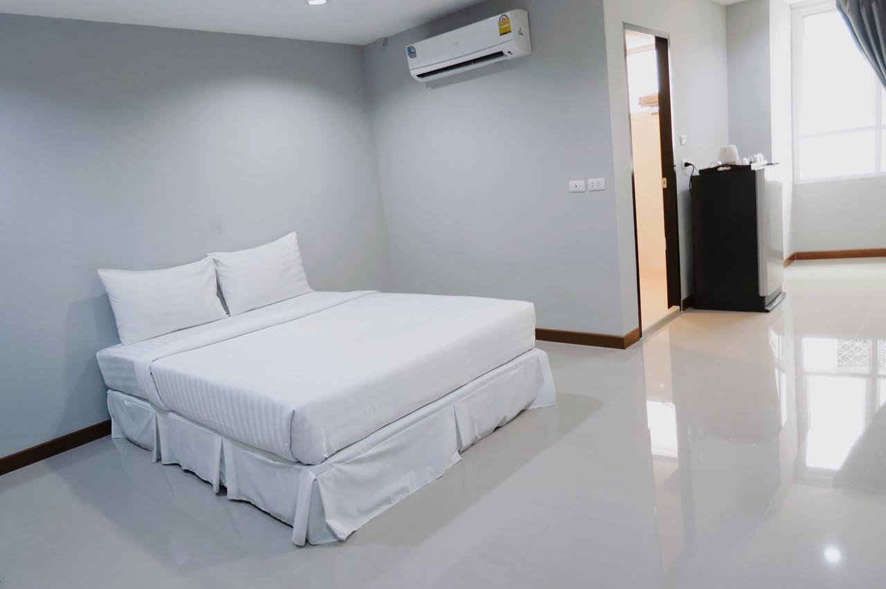 S44Room Банкок Екстериор снимка